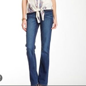 Lucky Brand Sofia Boot cut dark wash jeans
